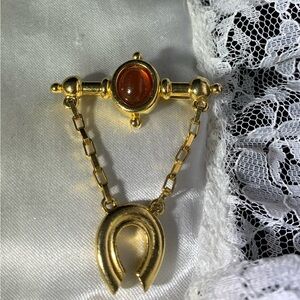 Etienne Aigner Vintage Equestrian Carnelian Gold Tone Horseshoe Charm Brooch